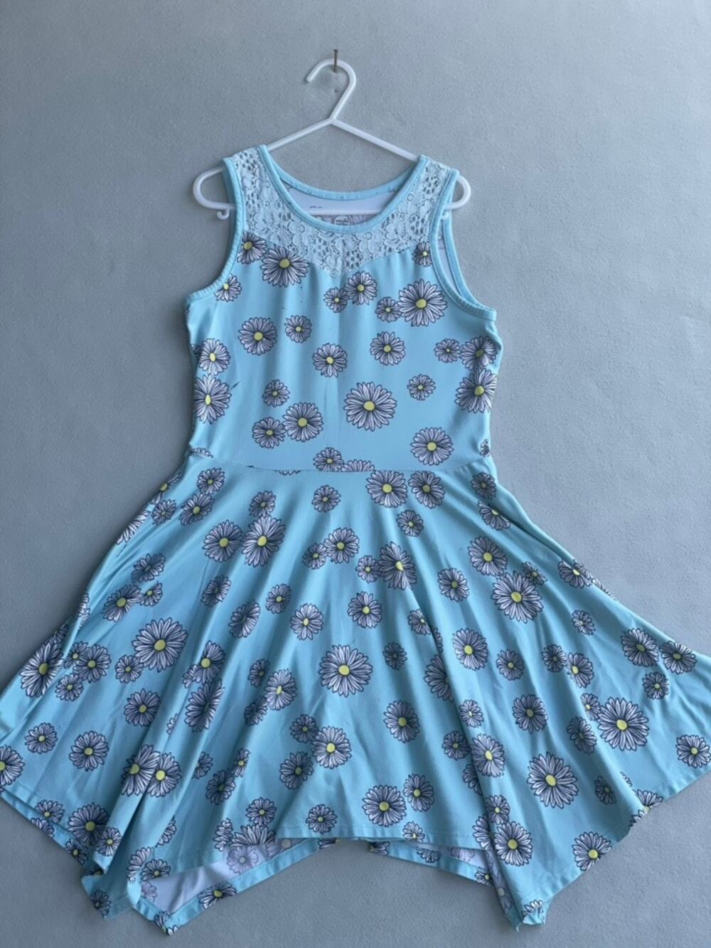 WONDER NATION LIGHT BLUE DAISY SLEEVELESS DRESS - SIZE 7 TO 8